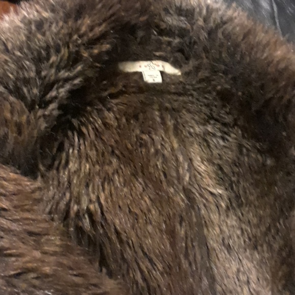 Cozy Fur lined Vest, size S - Picture 4 of 5